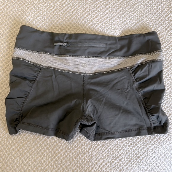 💜2/$40 💜 Lululemon Shorts - Picture 2 of 3